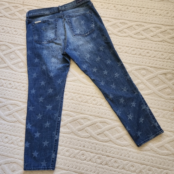 STAR  Patterned Blue Jeans - Picture 2 of 15